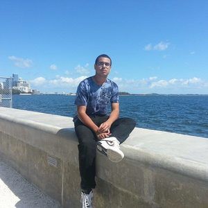 Meet your Posher, Victor